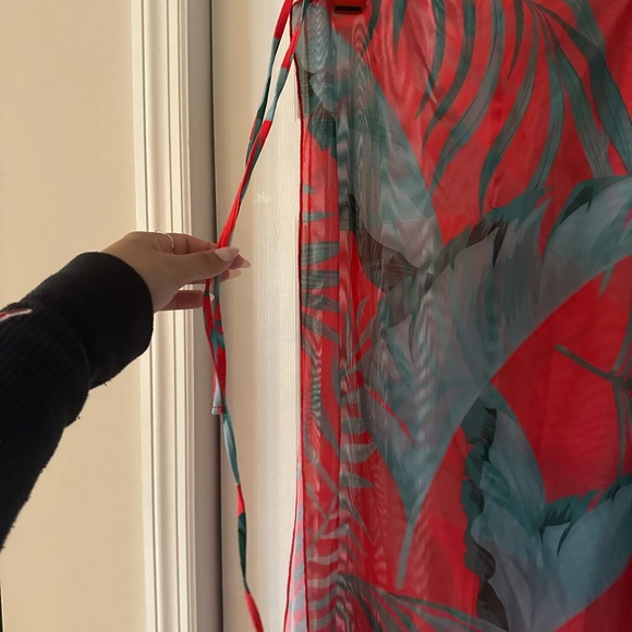 Mesh sarong - Picture 2 of 3